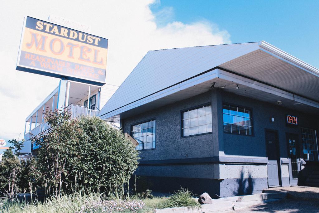 Stardust Motel Camrose Ngoại thất bức ảnh