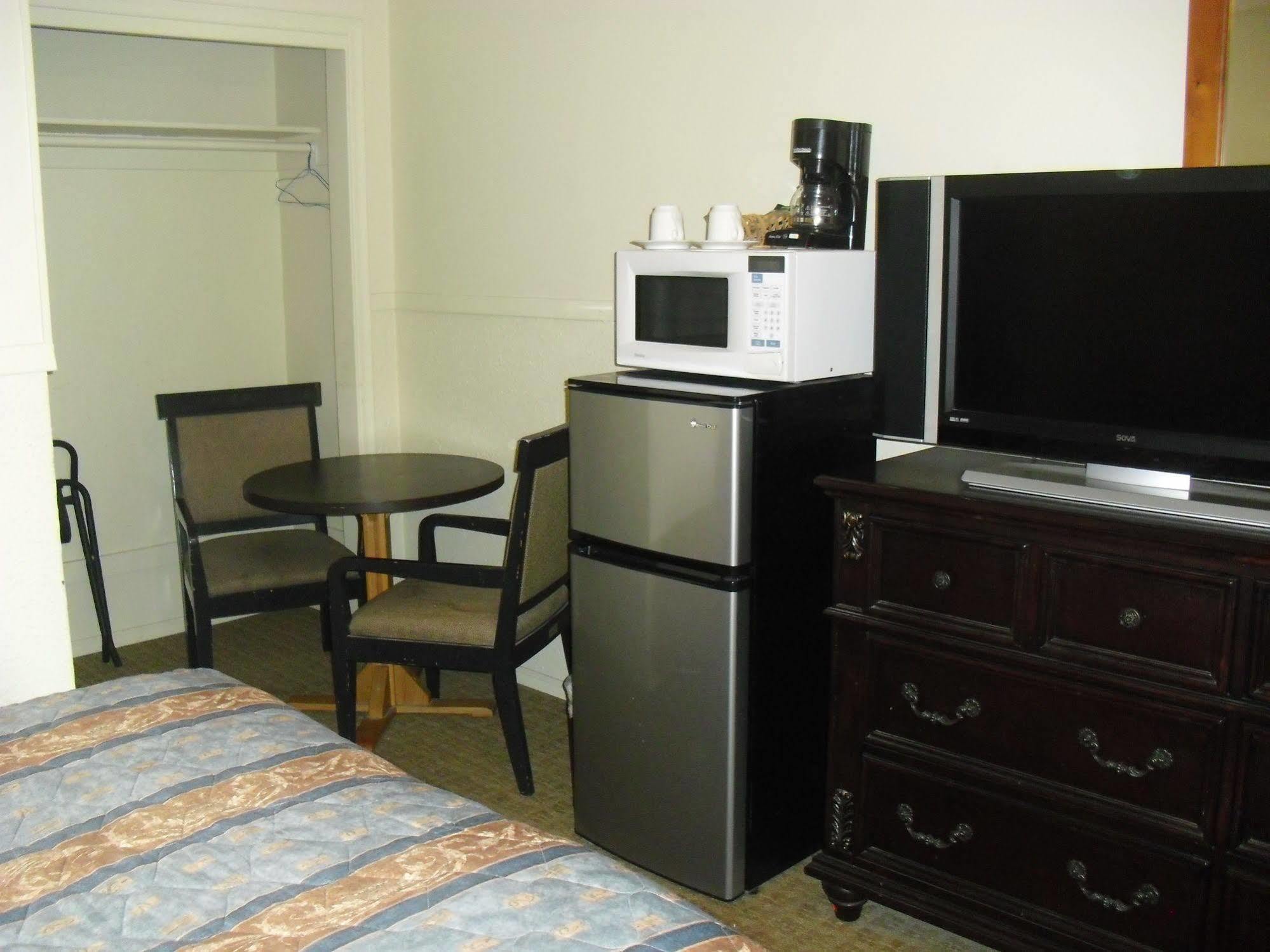 Stardust Motel Camrose Ngoại thất bức ảnh